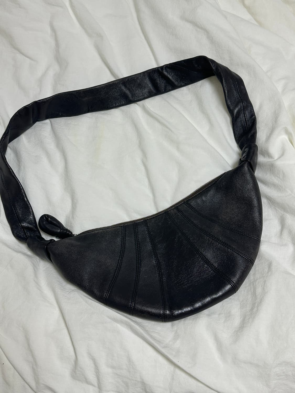 르메르 스몰 크루아상백 상품이미지2