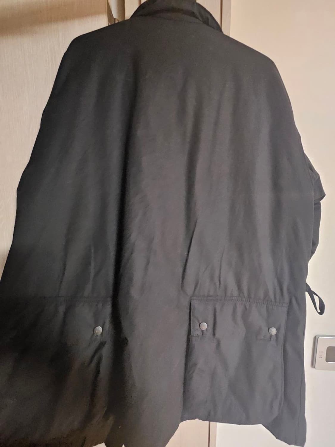 엔지니어드가먼츠 x 바버 왁스 자켓 극미중고 상품이미지3