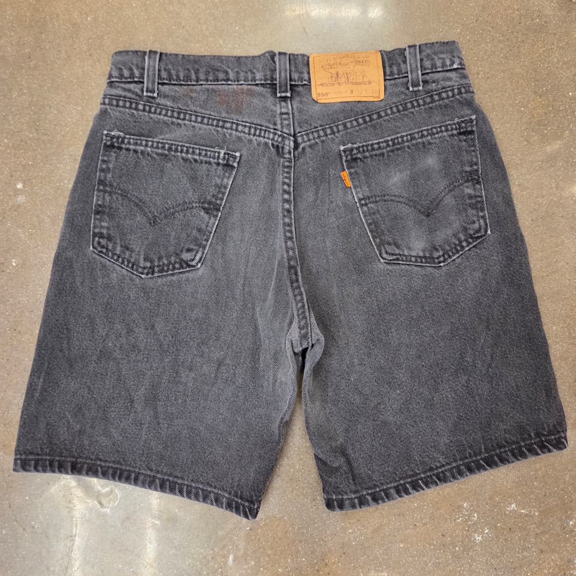 90s 리바이스 Made in USA 블랙진 데님 반바지 상품이미지5
