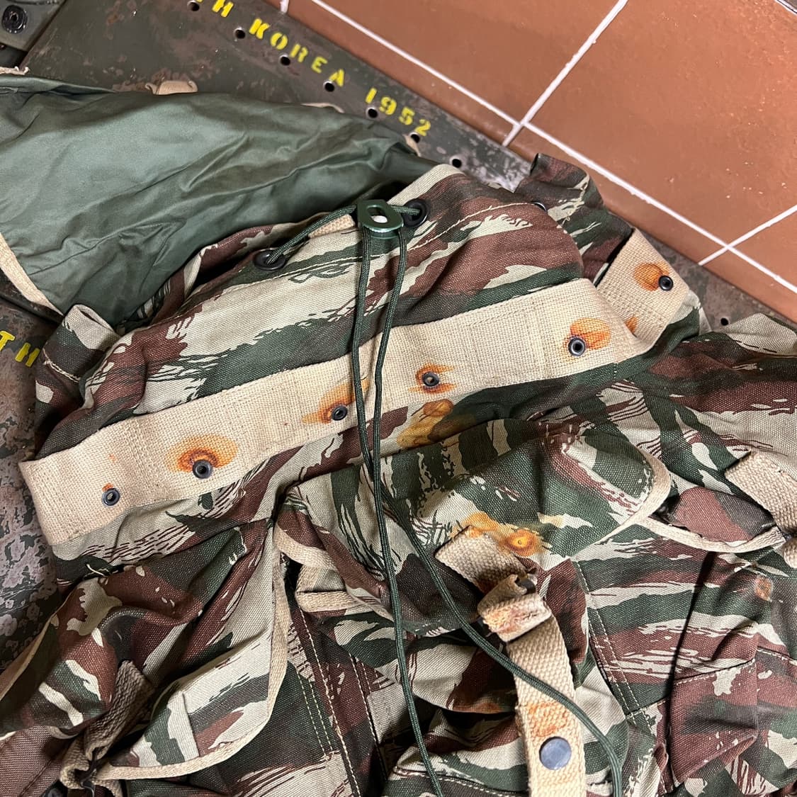 Rhodesian Brushstroke Camo Bag 상품이미지9