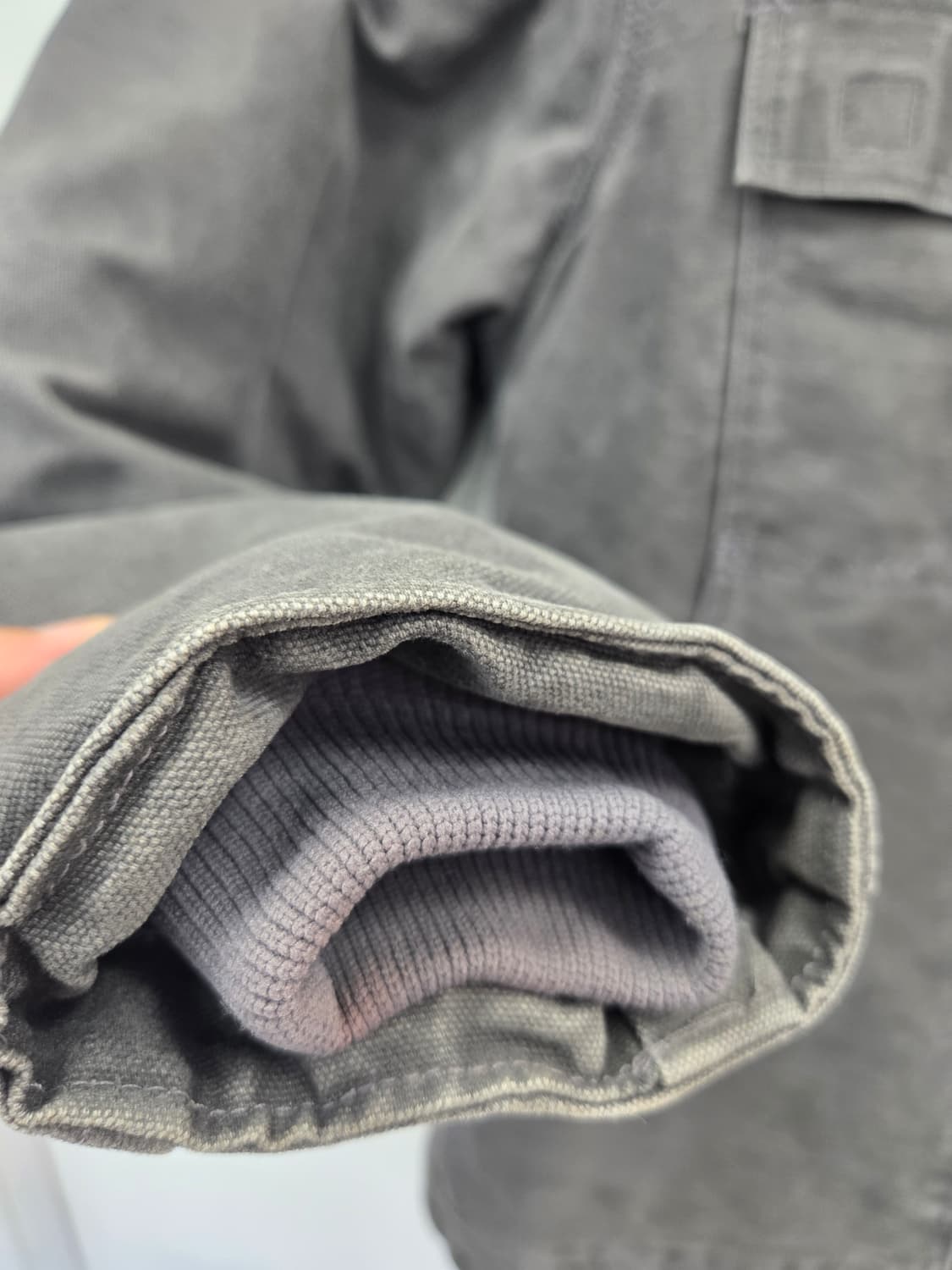 M 칼하트 C26 GVL 샌드스톤 회색  워크 자켓 블랙 상품이미지3