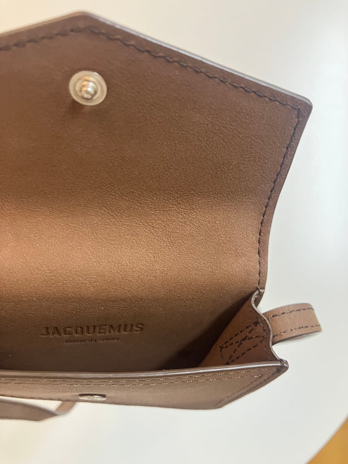 자크뮈스 미니 카드홀더 브라운 상품이미지3