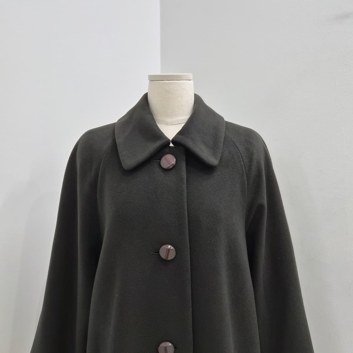 캐시미어 100% 딥카키 여성 롱코트 상품이미지4