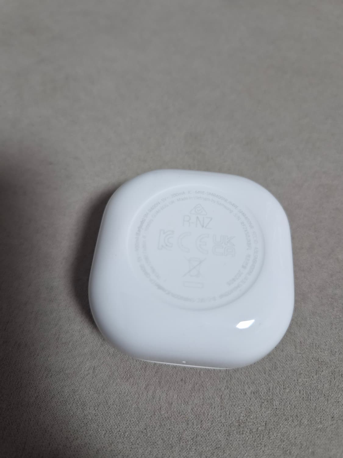 갤럭시 버즈FE 화이트 상품이미지7