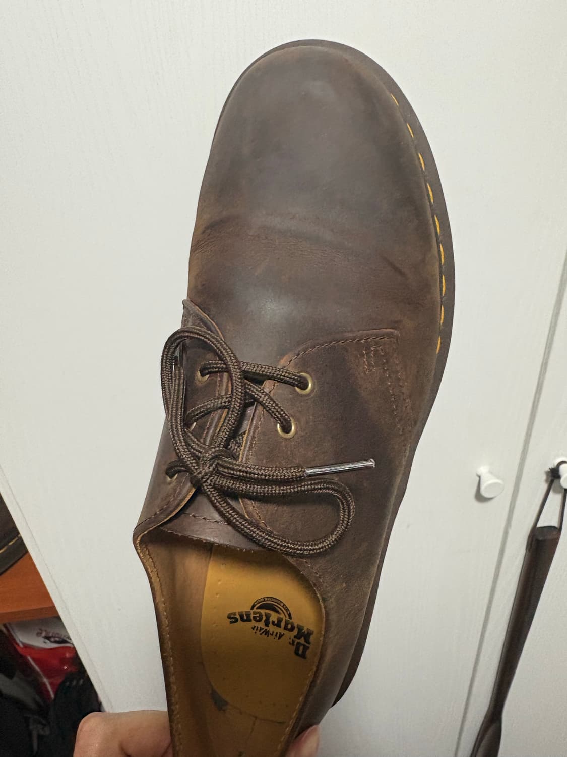 닥터마틴 1461 3홀 크레이지홀스 290 팝니다 상품이미지1