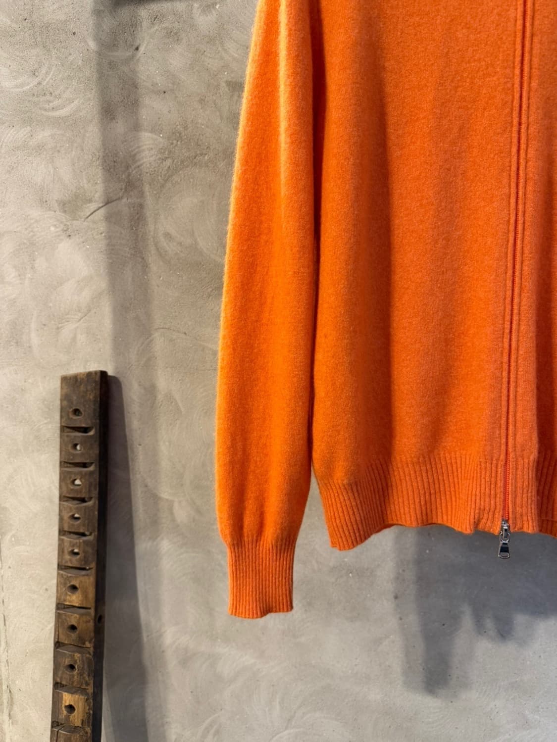 브루넬로 쿠치넬리 캐시미어 짚업 니트 100 상품이미지7