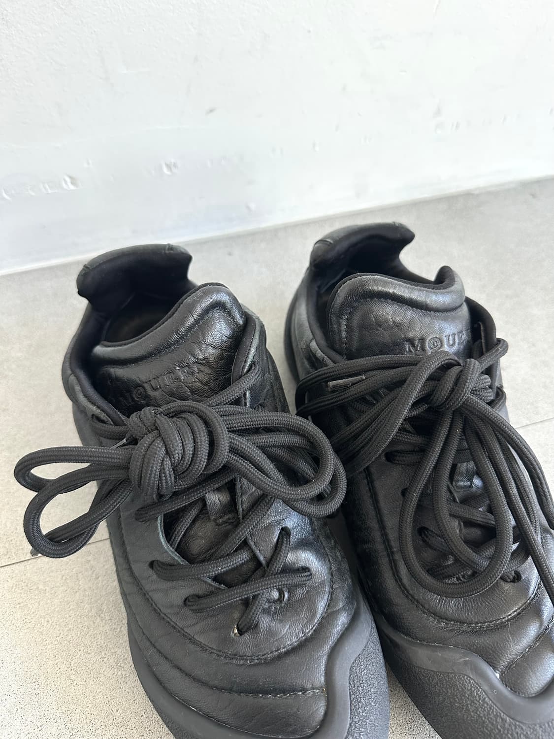 알렉산더 맥퀸 플렉션 테크 레더 블랙 상품이미지4