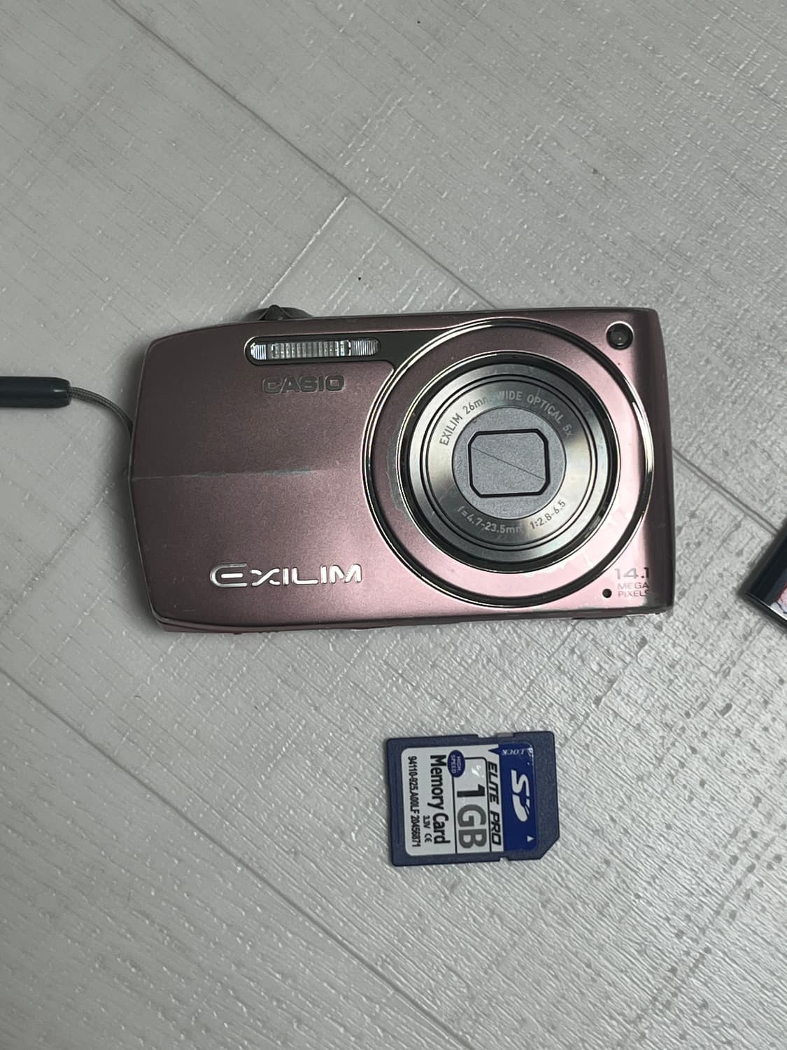 작례o 카시오 엑슬림 z2300 핑크 상품이미지1