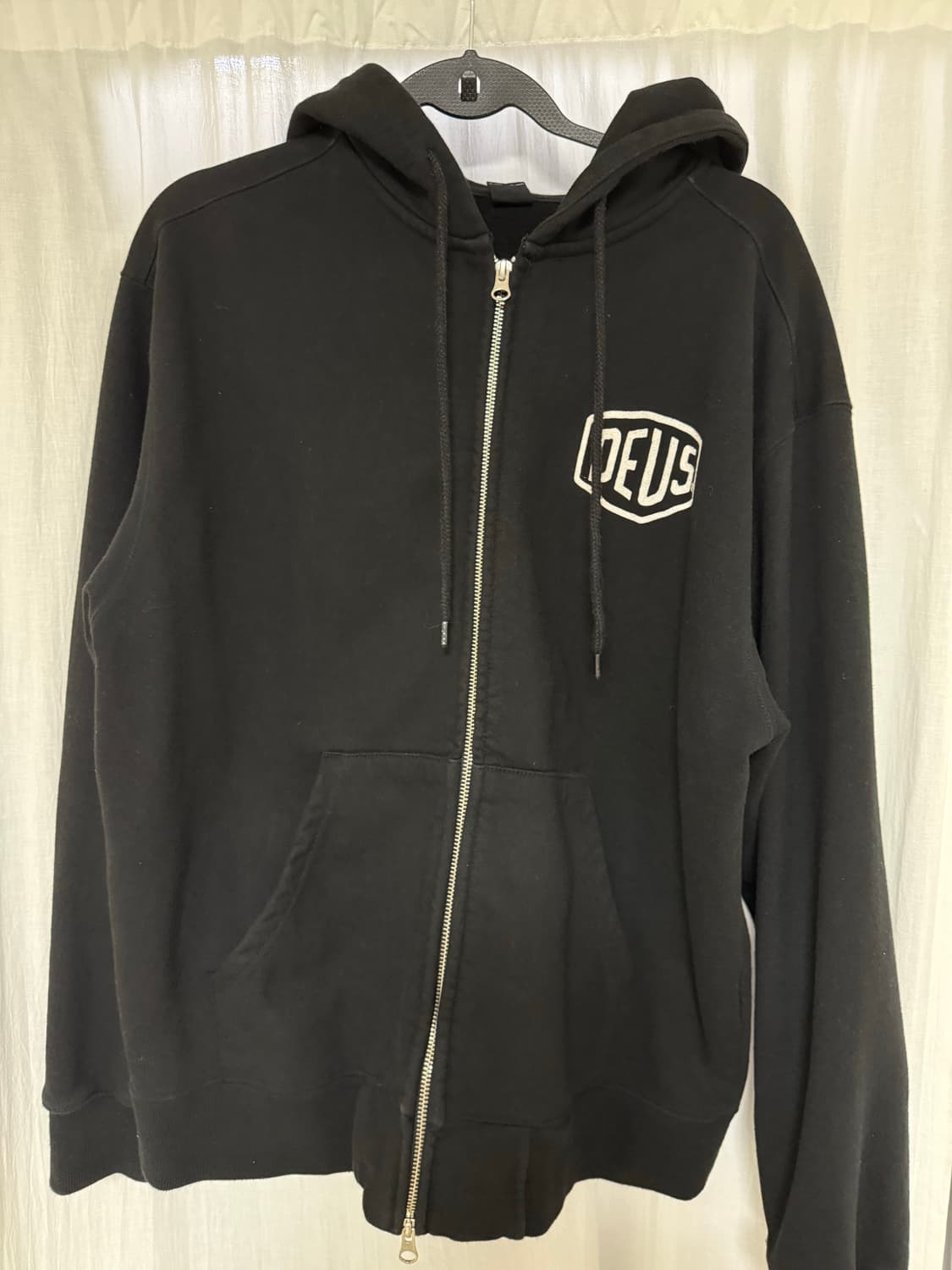 데우스 엑스 마키나 후드집업 블랙 상품이미지2