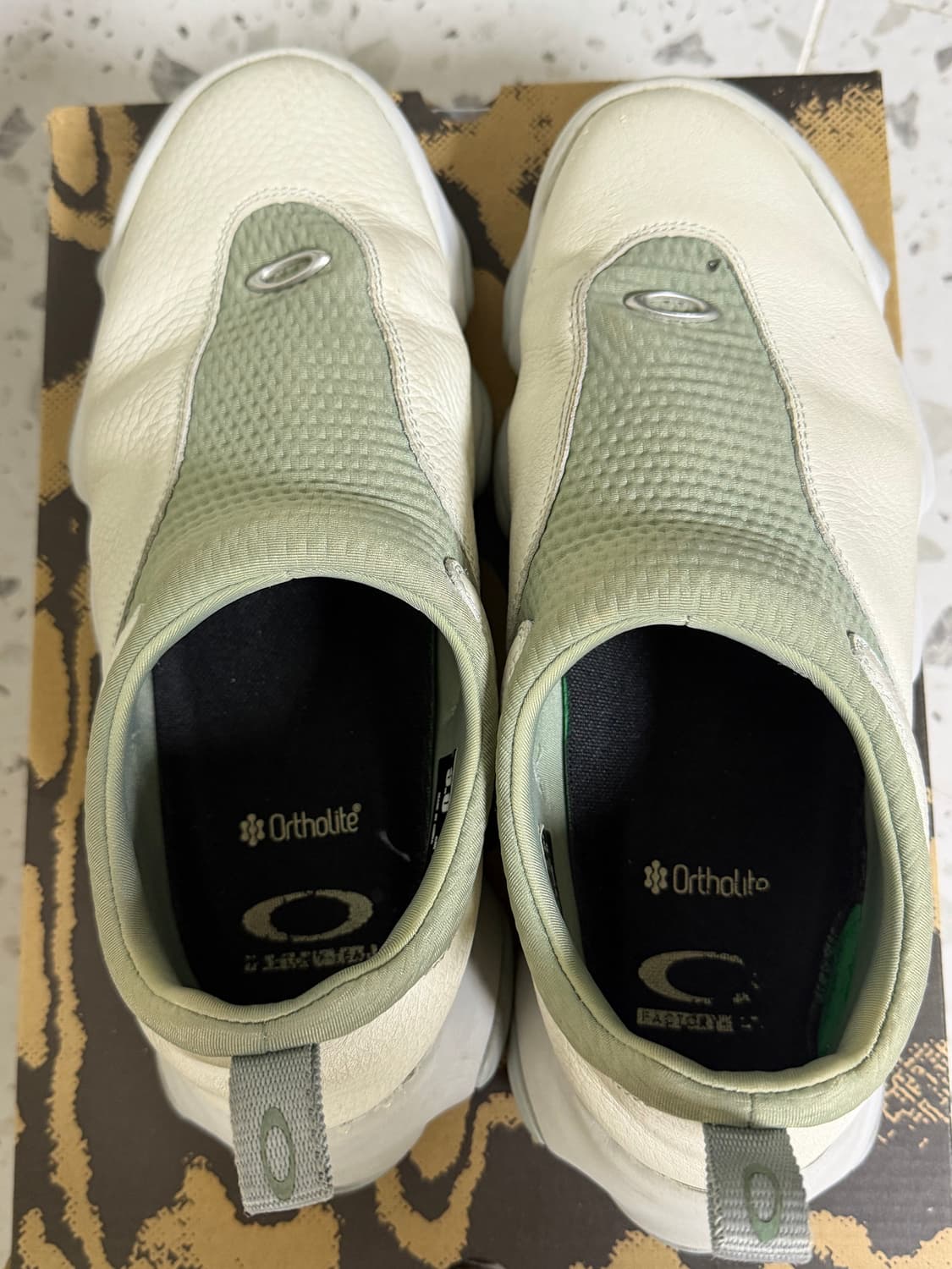 [270] 오클리 팩토리팀 브레인데드 스웨이드 플래시 릴리 패드 화이트 상품이미지3