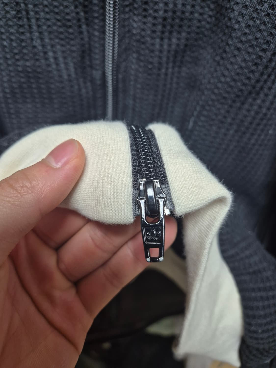 아디다스 와플 베켄바우어 트랙탑 블랙 L사이즈 판매합니다! 상품이미지4