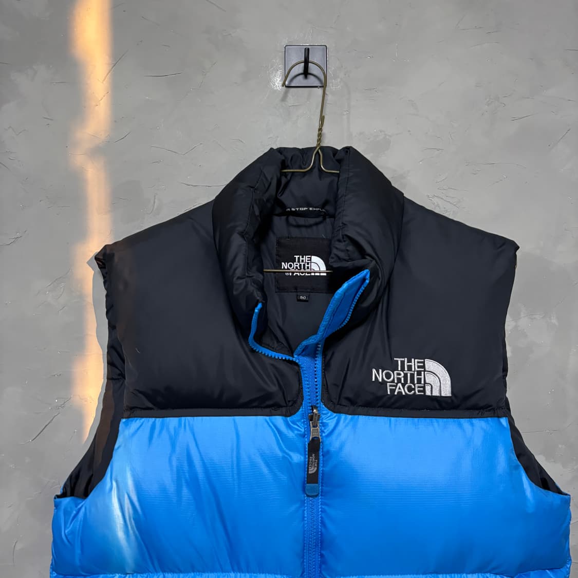노스페이스 700 눕시 구스다운 패딩조끼 스카이블루 상품이미지2