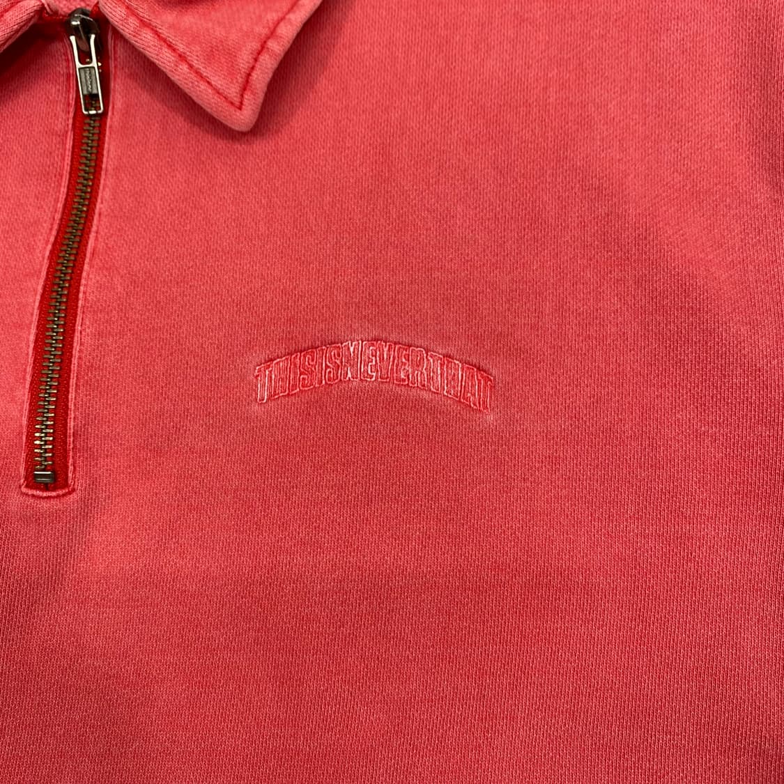 디스이즈네버댓 반집업 맨투맨  상품이미지4