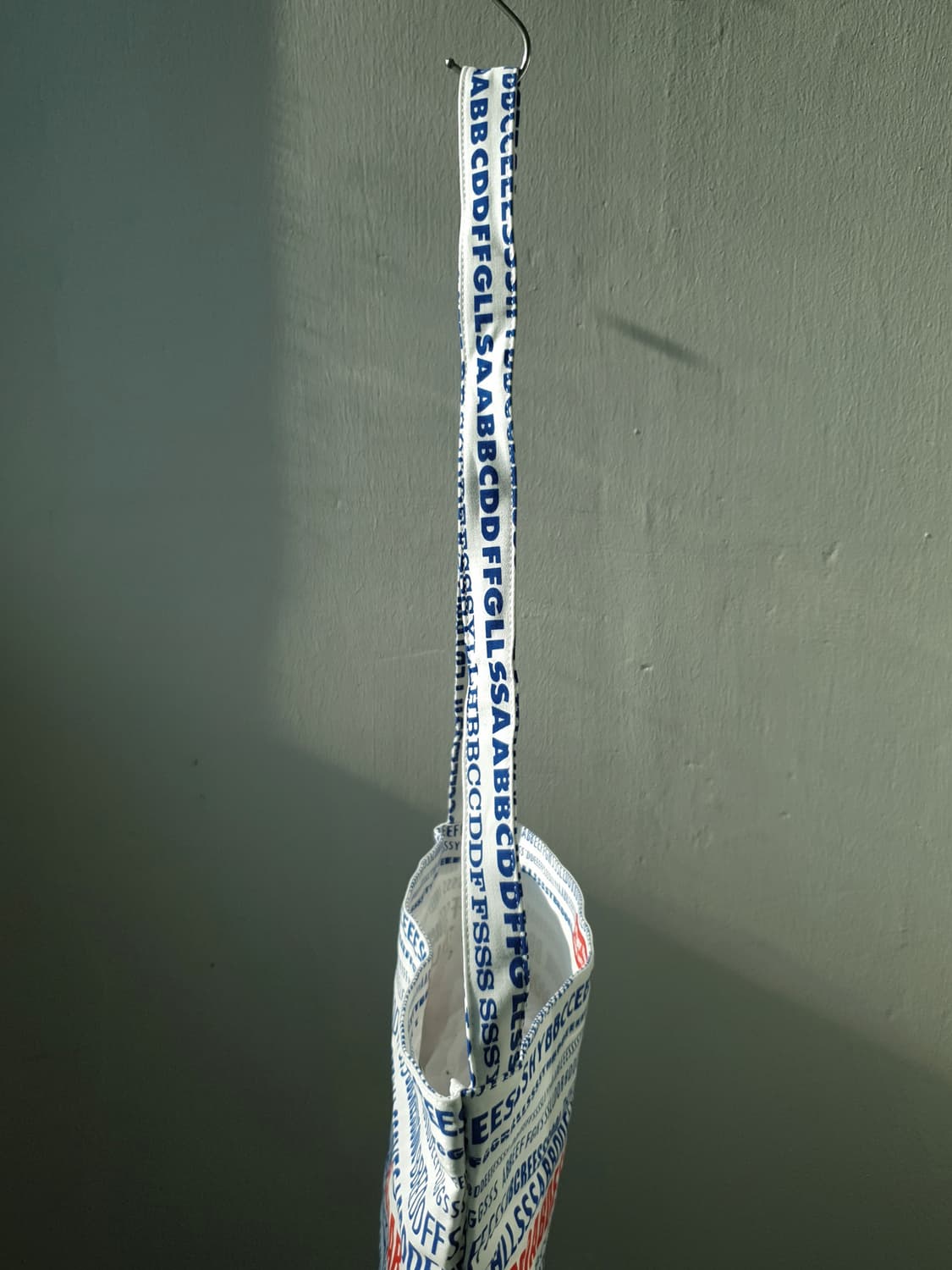 CDG x Peggy Moffitt cross bag 상품이미지8