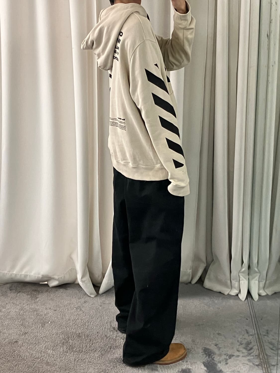 19FW 오프화이트 디아그 박쥐 프린팅 후드티 XL 상품이미지10