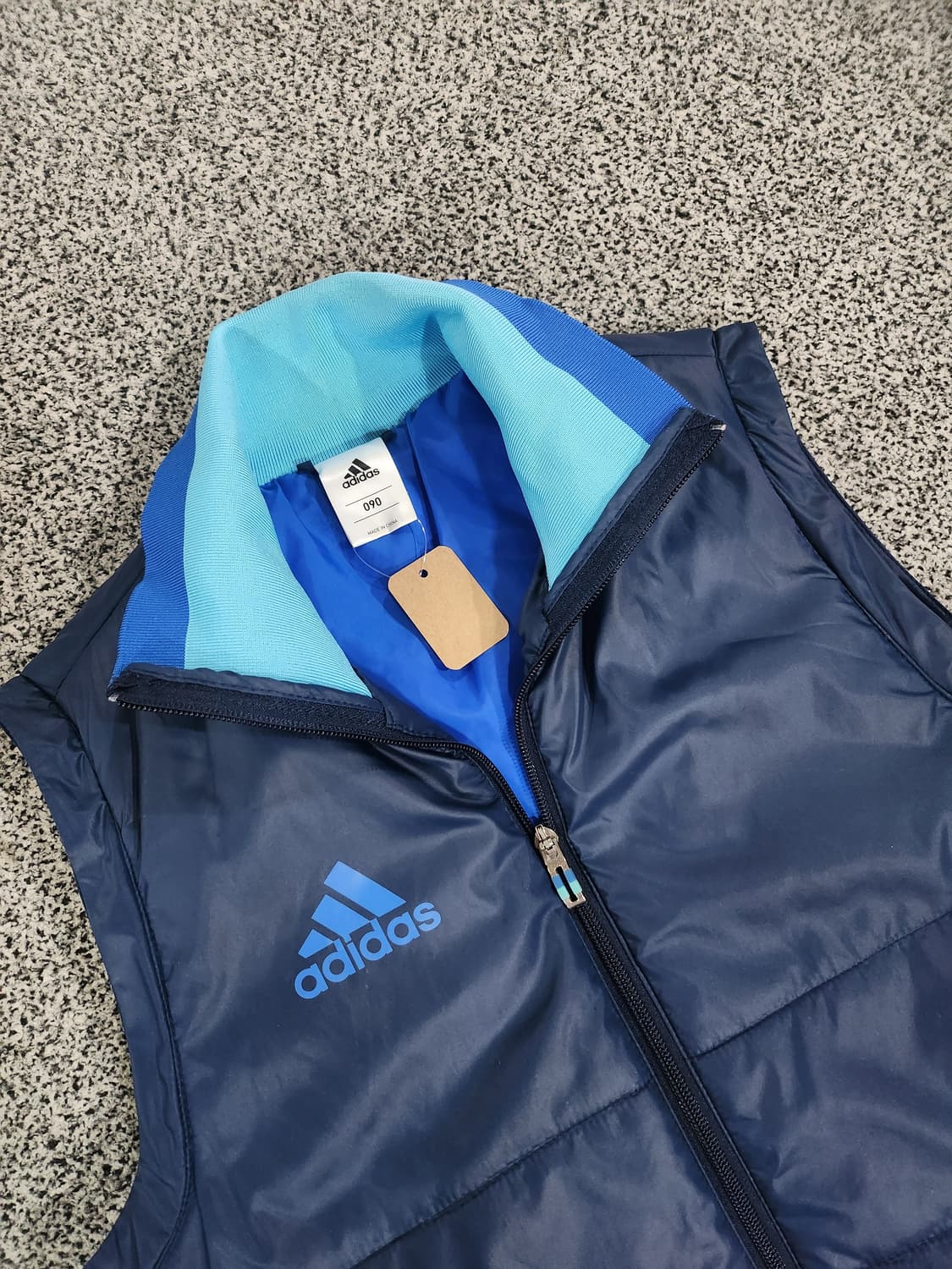 //아디다스 패딩 조끼 (adidas) 90 상품이미지3