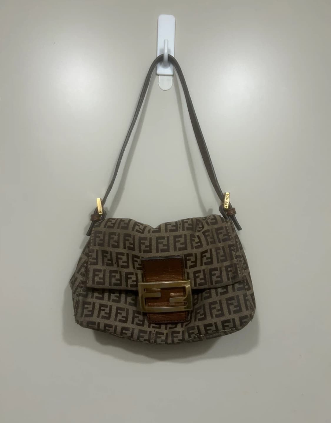 Fendi 펜디 미니 주카 맘마백 상품이미지1