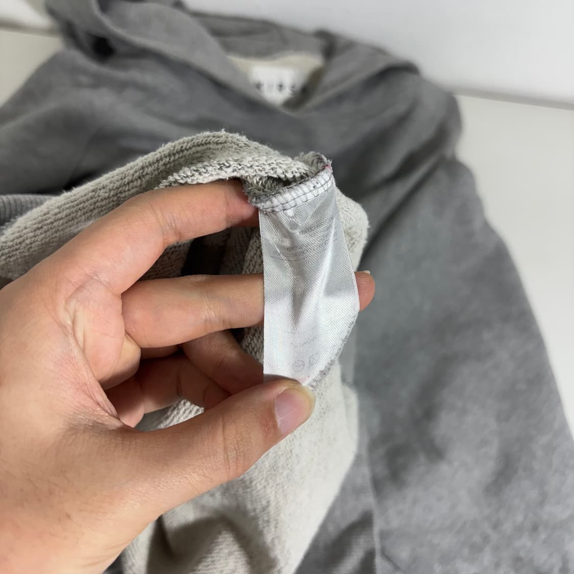 2 FREE 키르시 그레이 오버핏 빅자수 스웻코튼 후드티 상품이미지5