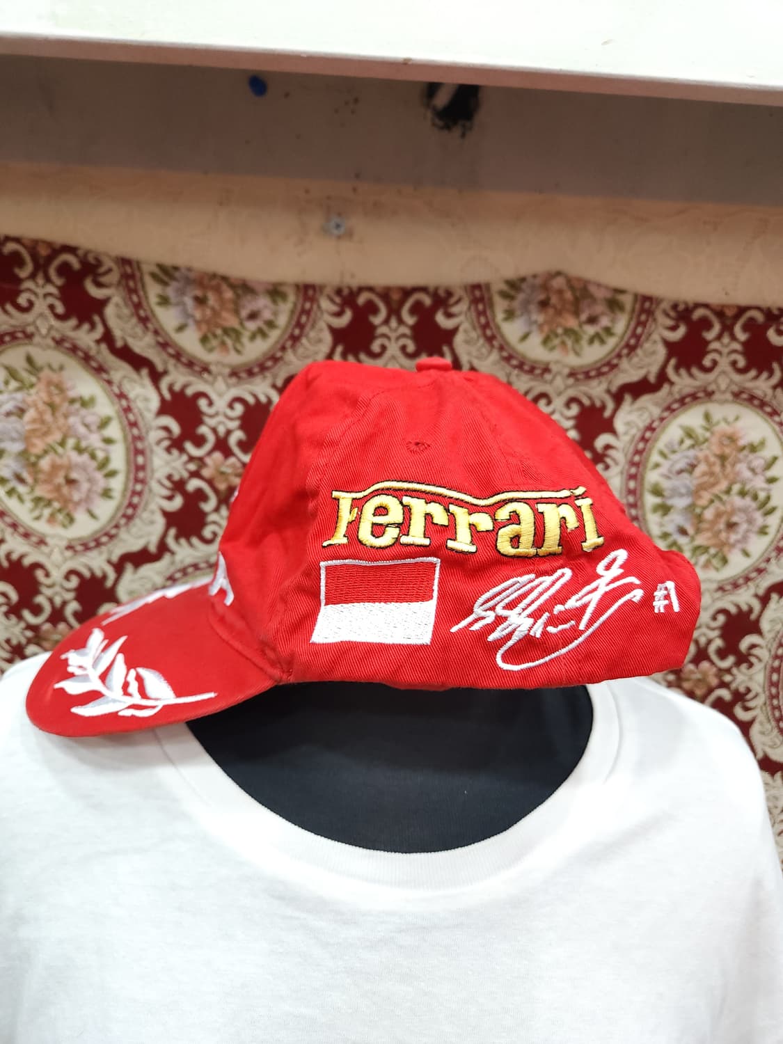 dekra 90s 페라리 슈마허 시그내처 볼캡

 상품이미지2