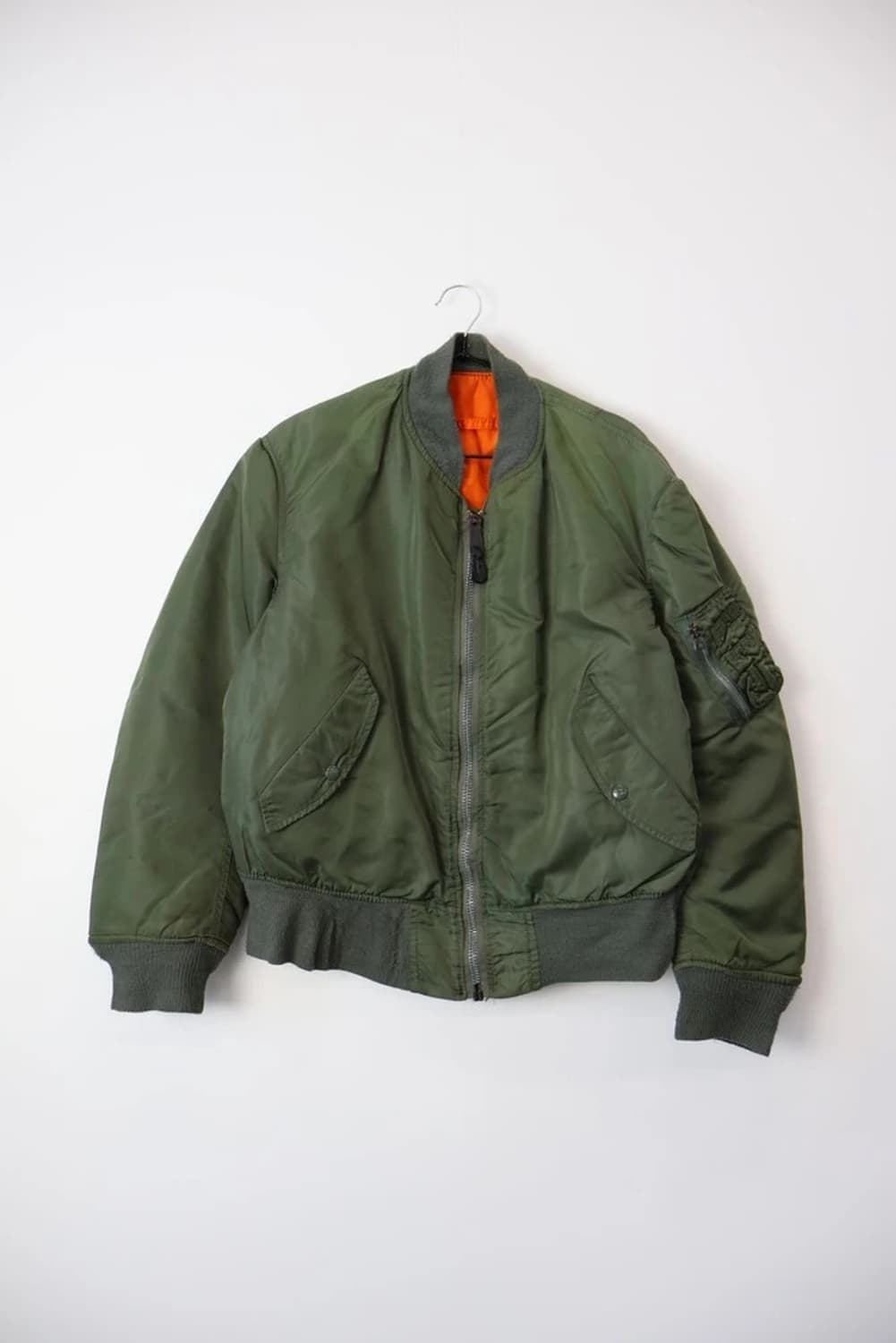 Alpha Industries USAF MA-1 Flight Jacket 상품이미지5