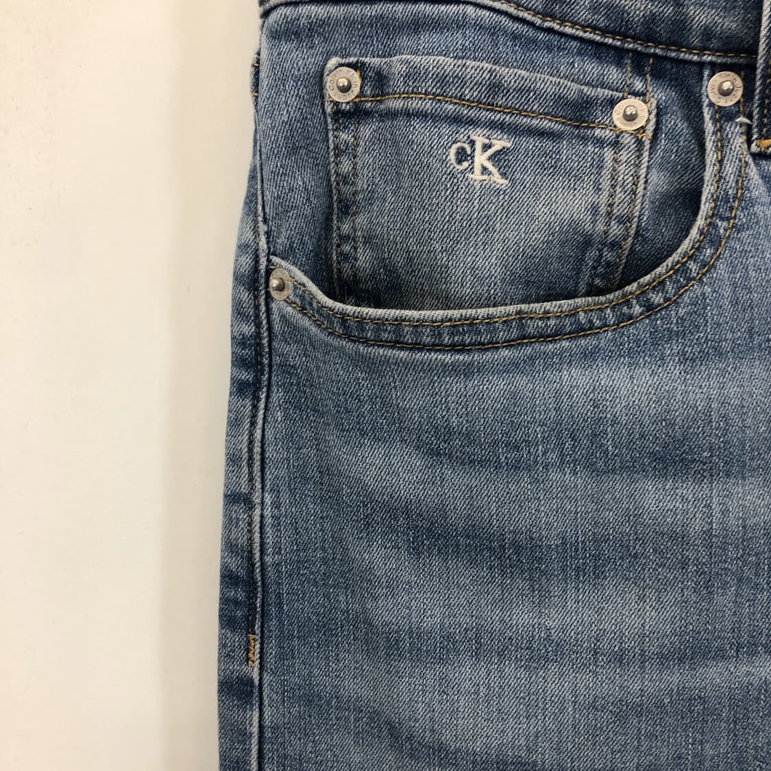 ck 캘빈클라인 레더패치 슬림스트레이트 청바지 32 인치 스판 상품이미지2