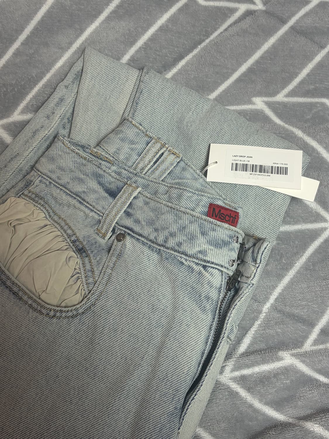 MISCHIEF* LAZY DROP JEAN_LIGHT BLUE  상품이미지4