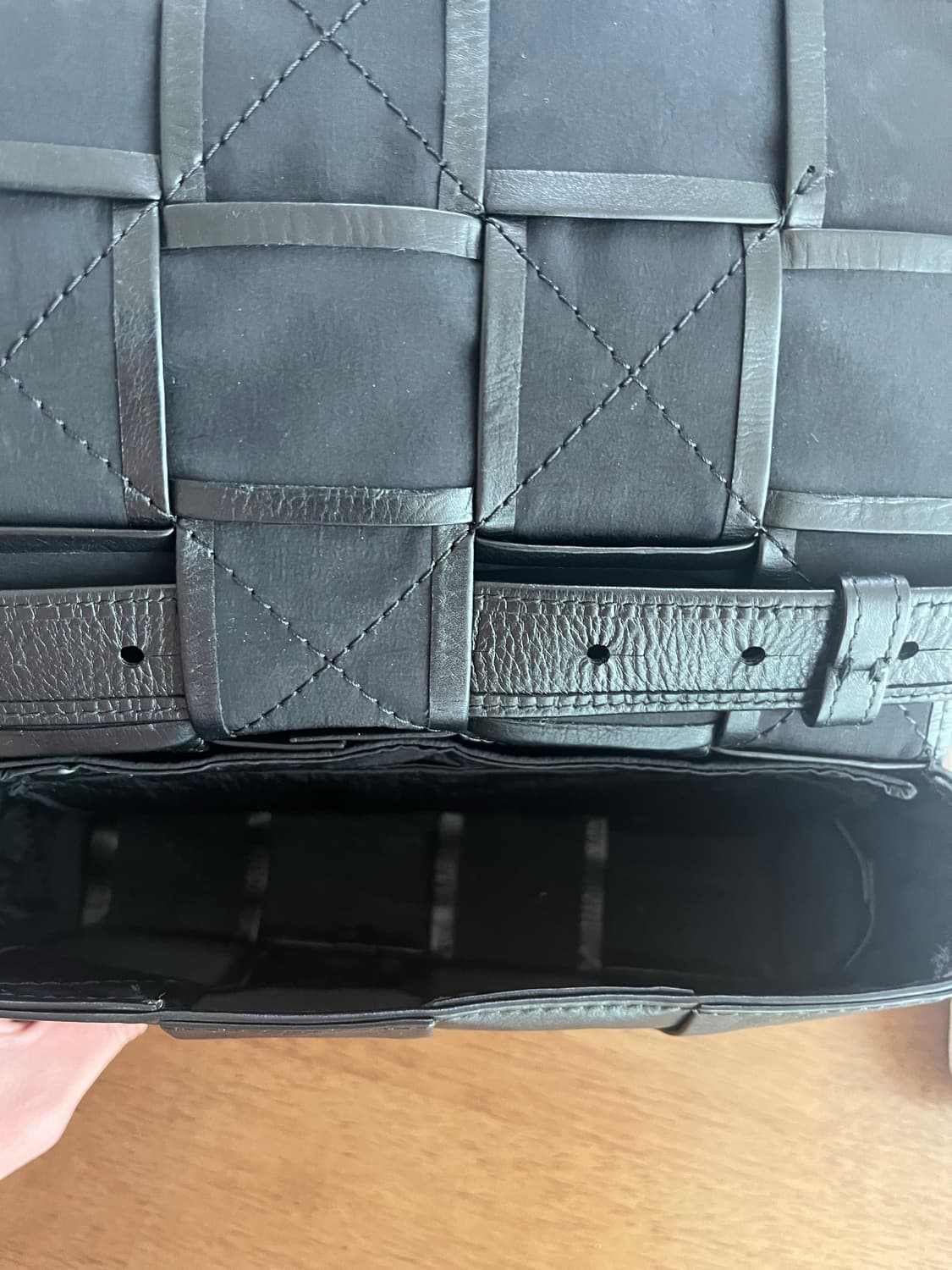 보테가베네타 벨트백 상품이미지3