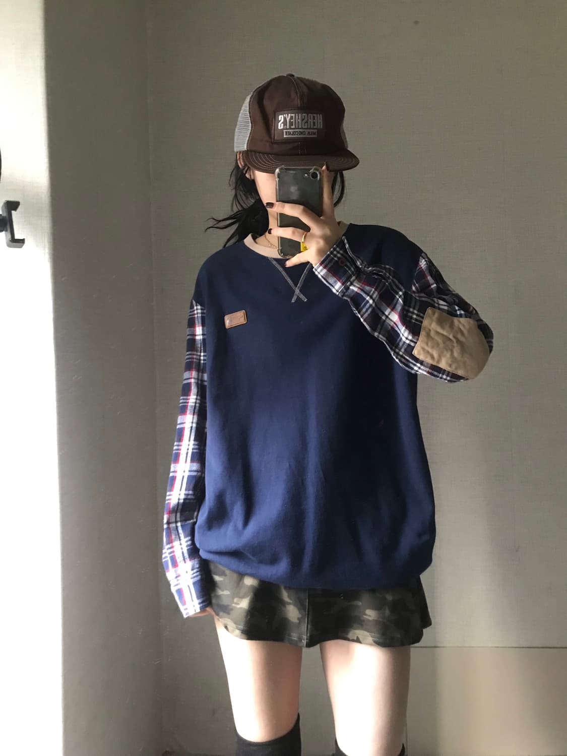 노페 체크디테일 맨투맨 상품이미지4