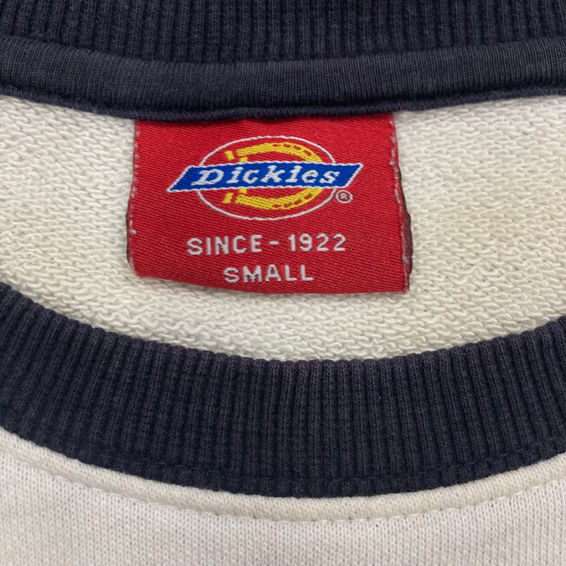 디키즈 믹스 컬러 스펠아웃 맨투맨 상품이미지3