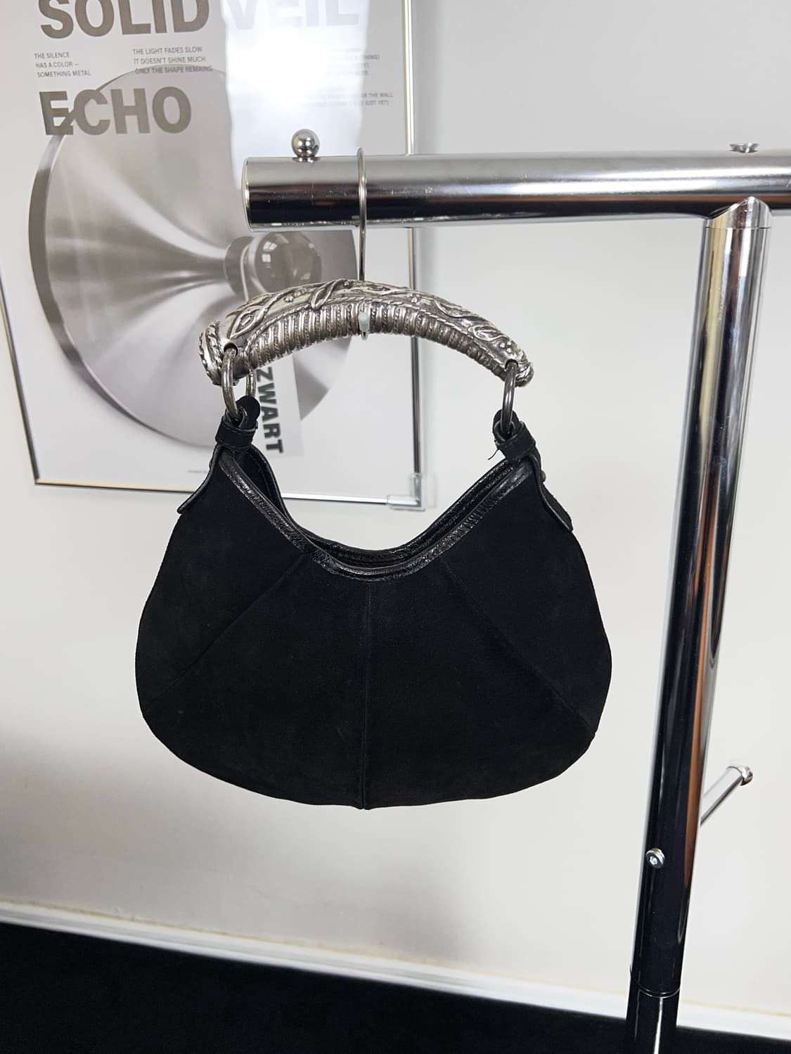 입생로랑 몸바사 숄더백 상품이미지2