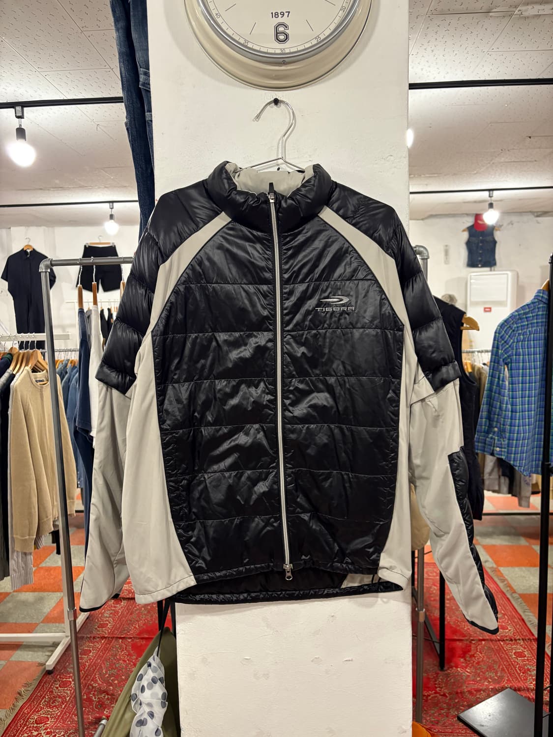 경량패딩 상품이미지1