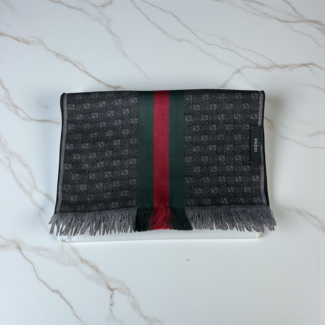 구찌 GG로고 자카드 삼선 울실크 머플러 상품이미지2
