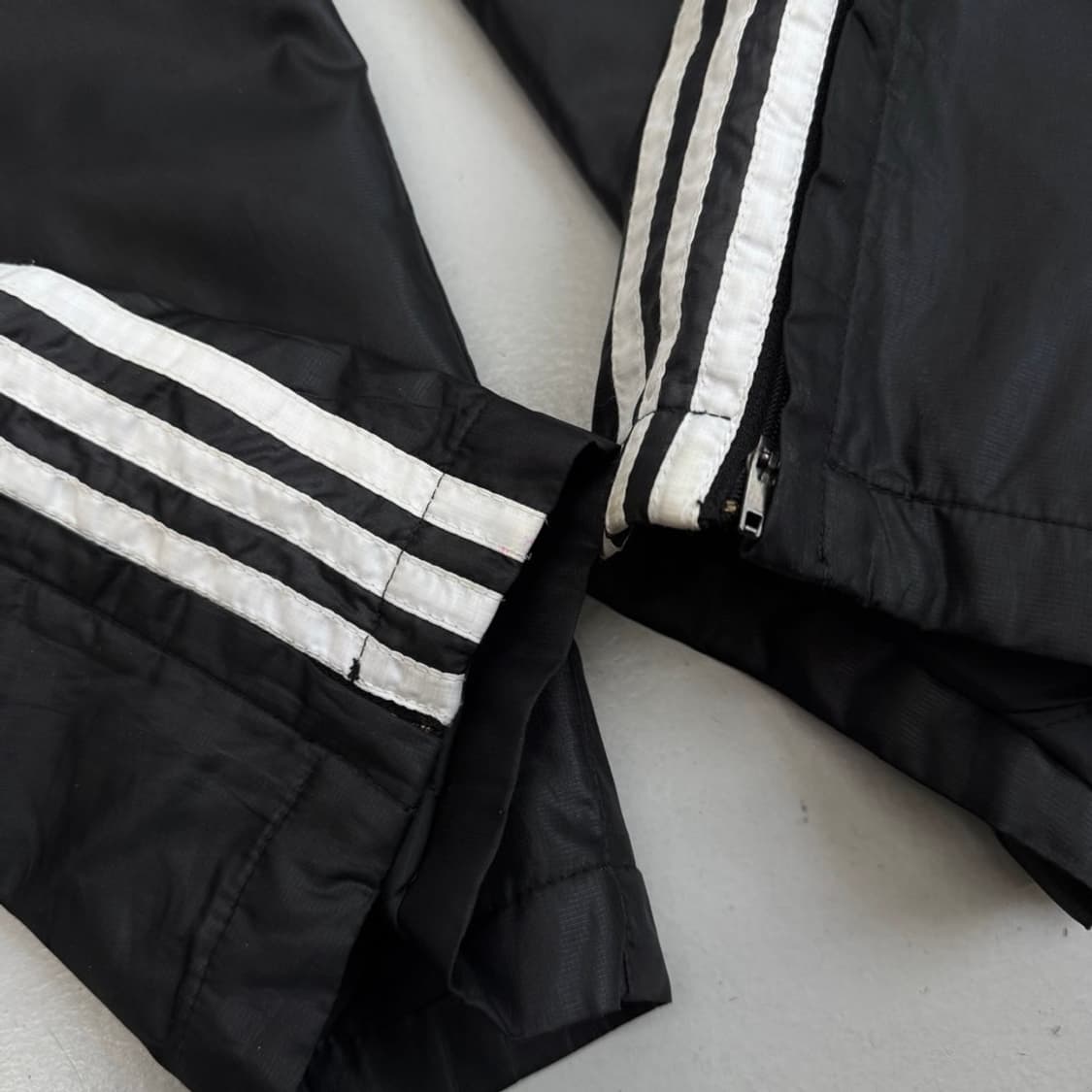아디다스 00s 삼선 올드스쿨 바람막이 트랙팬츠 상품이미지6