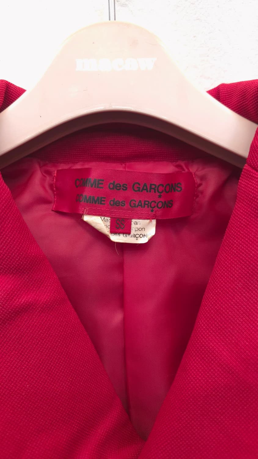 꼼데가르송 레드 체인 장식 자켓 상품이미지2