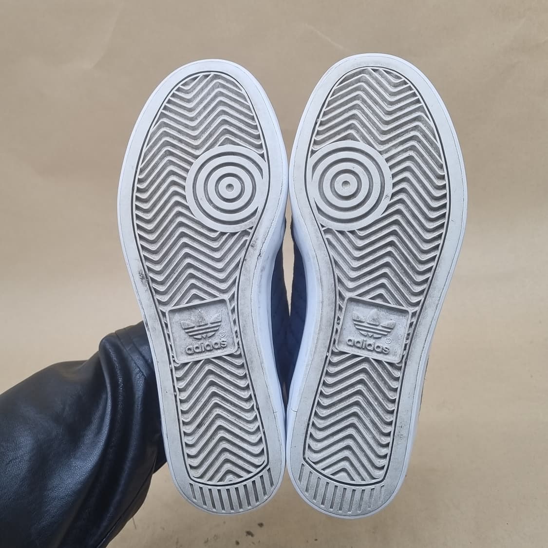 아디다스 오리지널 덱슈즈 스니커즈 245 상품이미지3