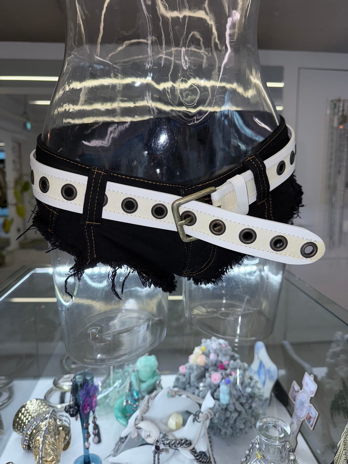 two tone eyelet belt 상품이미지1