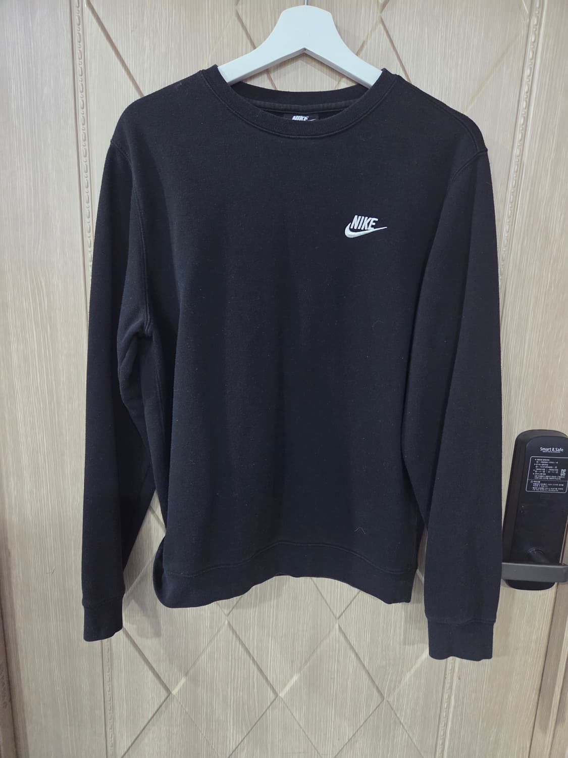 나이키맨투맨 상품이미지1