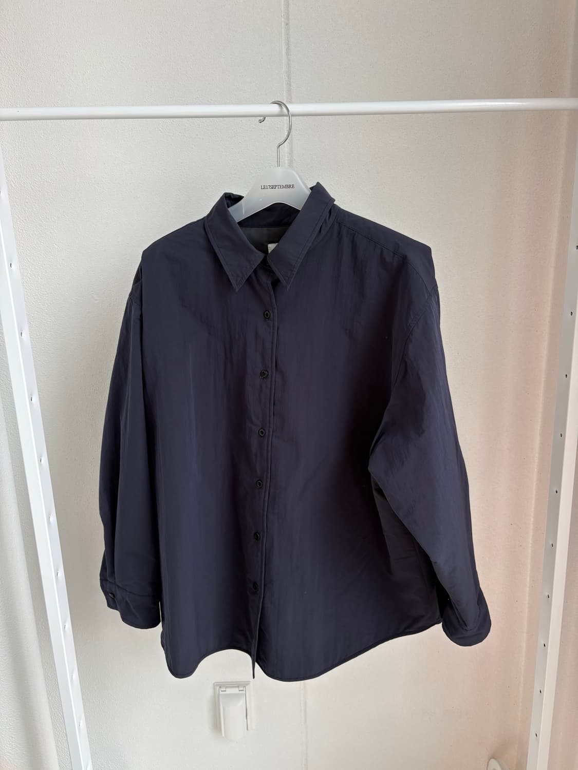 모이아 패딩 셔츠 네이비 상품이미지1