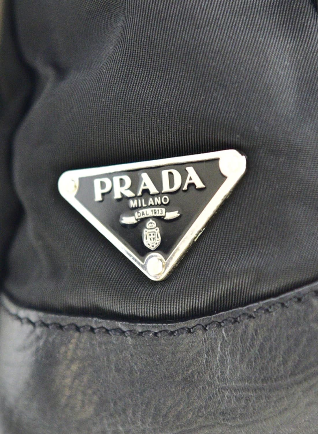 프라다 포코노 & 레더 버클 펀칭 숄더백(정품) 상품이미지6