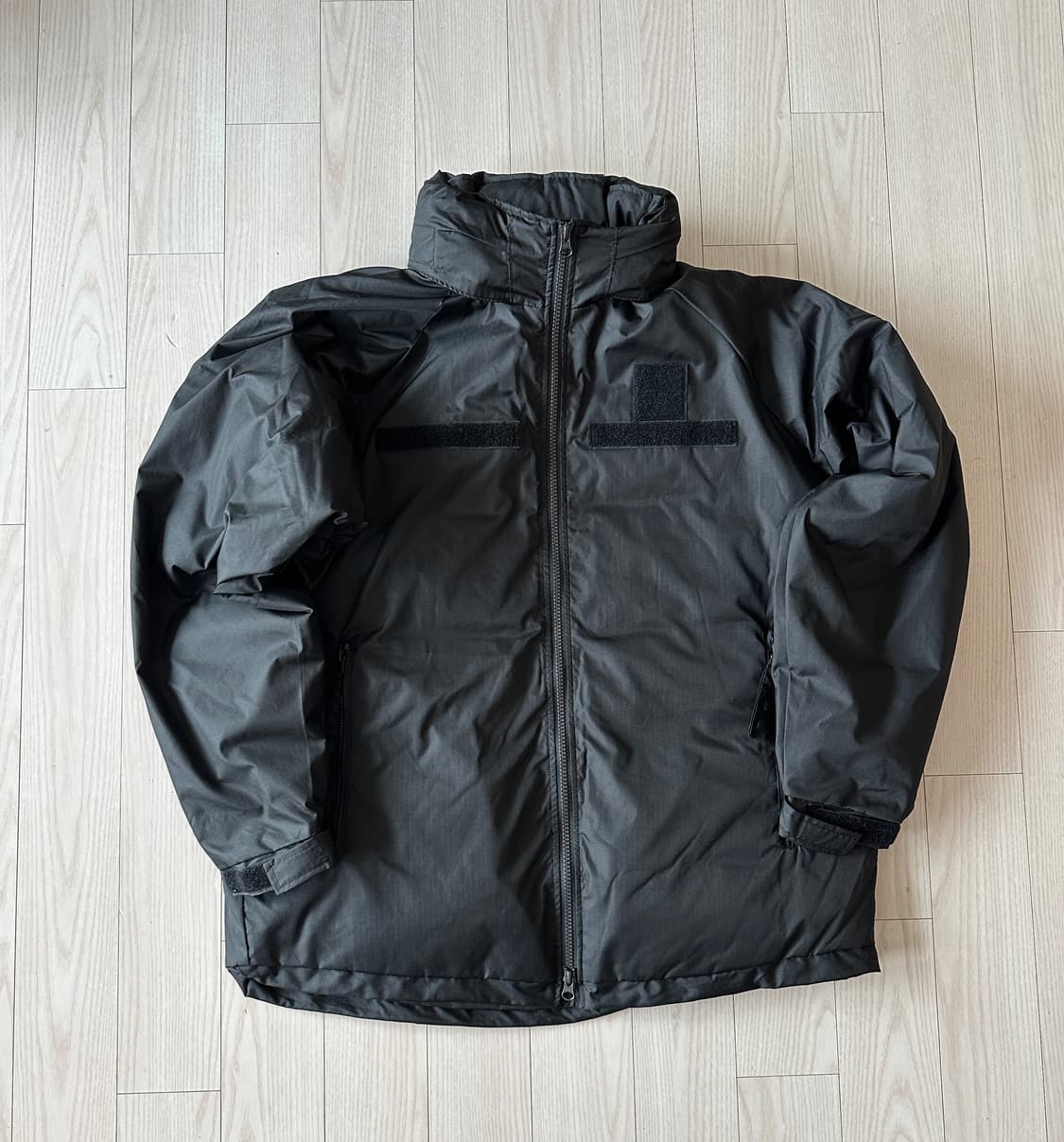 Taion x gloster level7 down jacket 상품이미지5