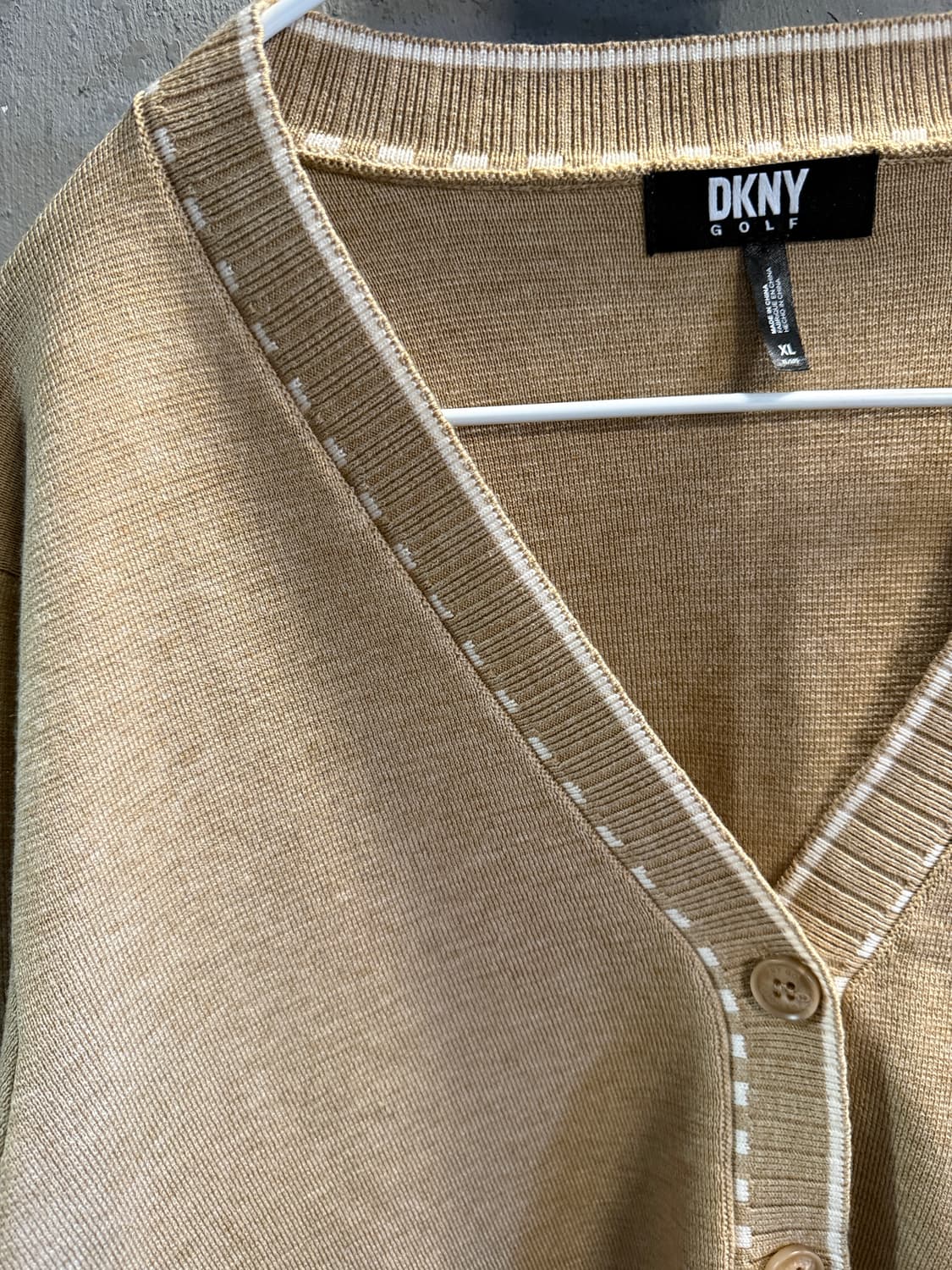 DKNY 골프 브이넥 니트 가디건 베이지 XL 상품이미지4