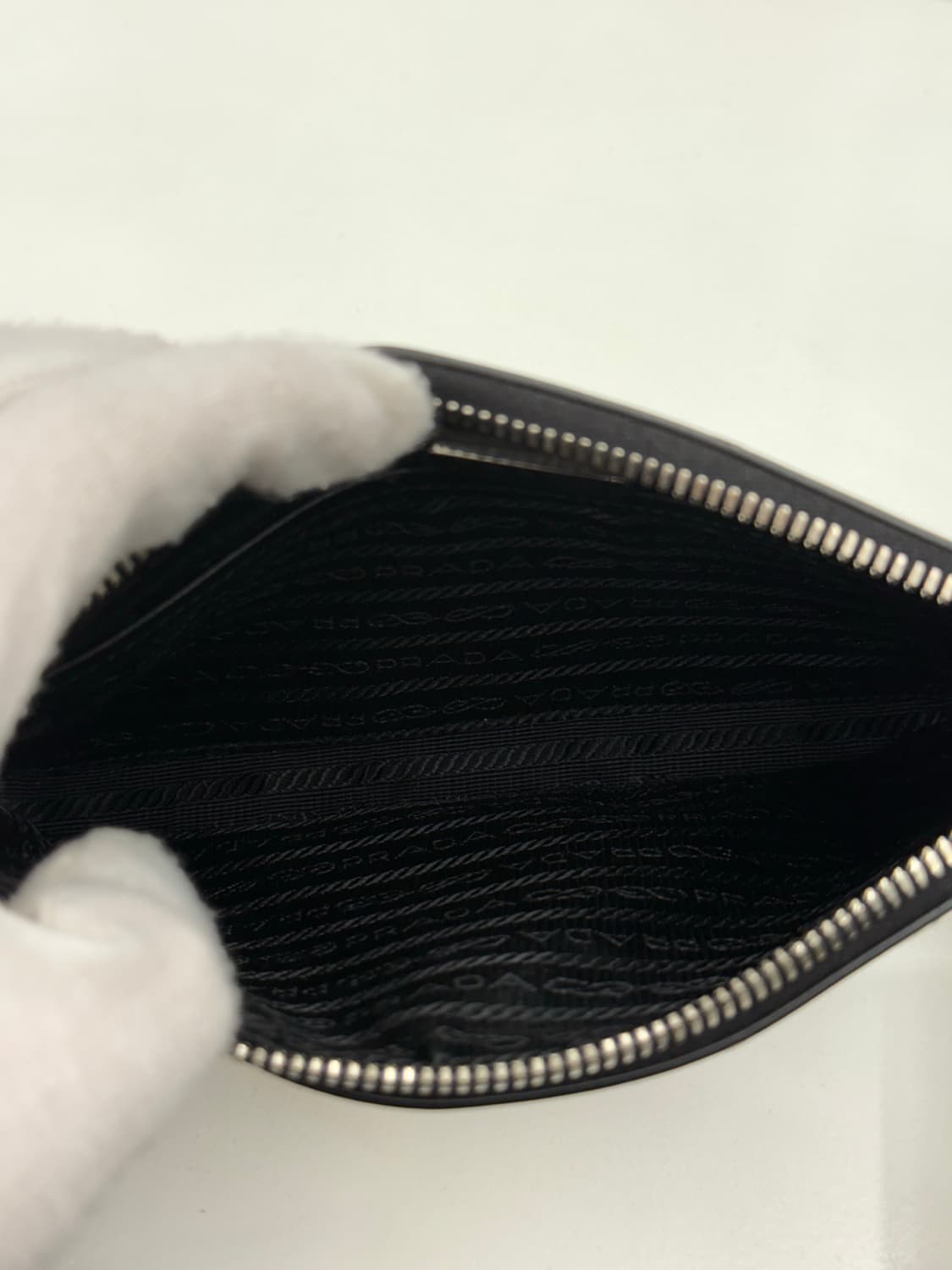 [OS] 프라다 브러쉬드 레더 크로스백 상품이미지9