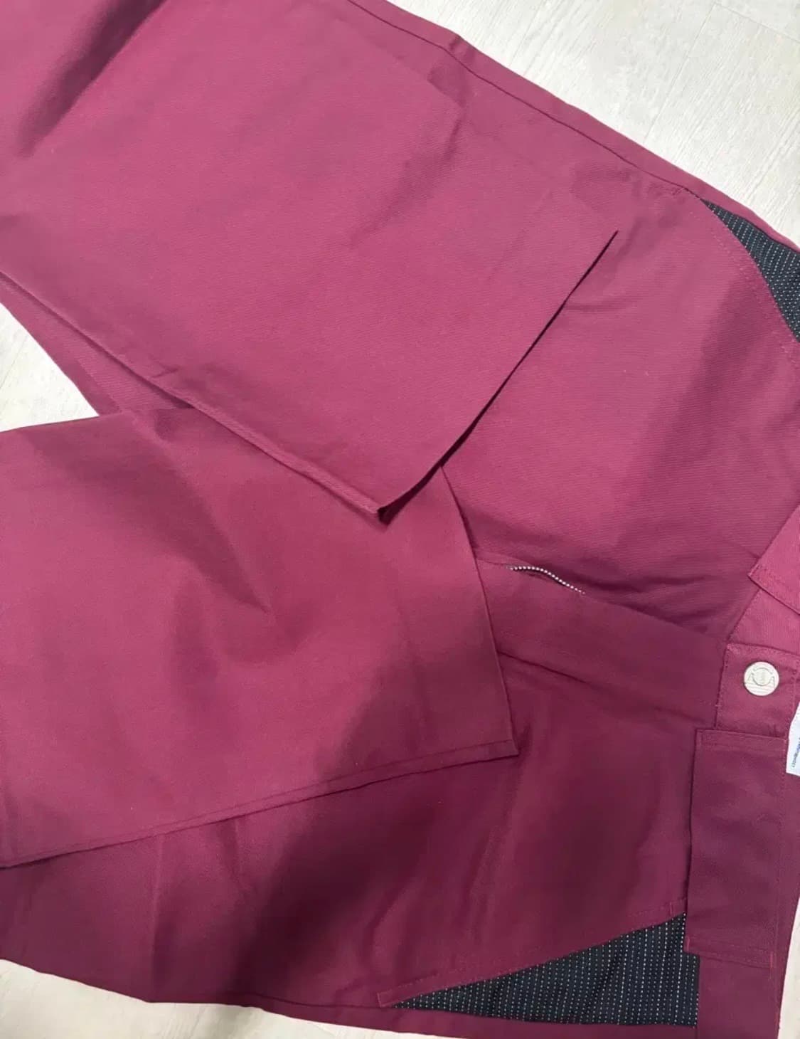 아픽스 팬츠 버건디 컬러 상품이미지3