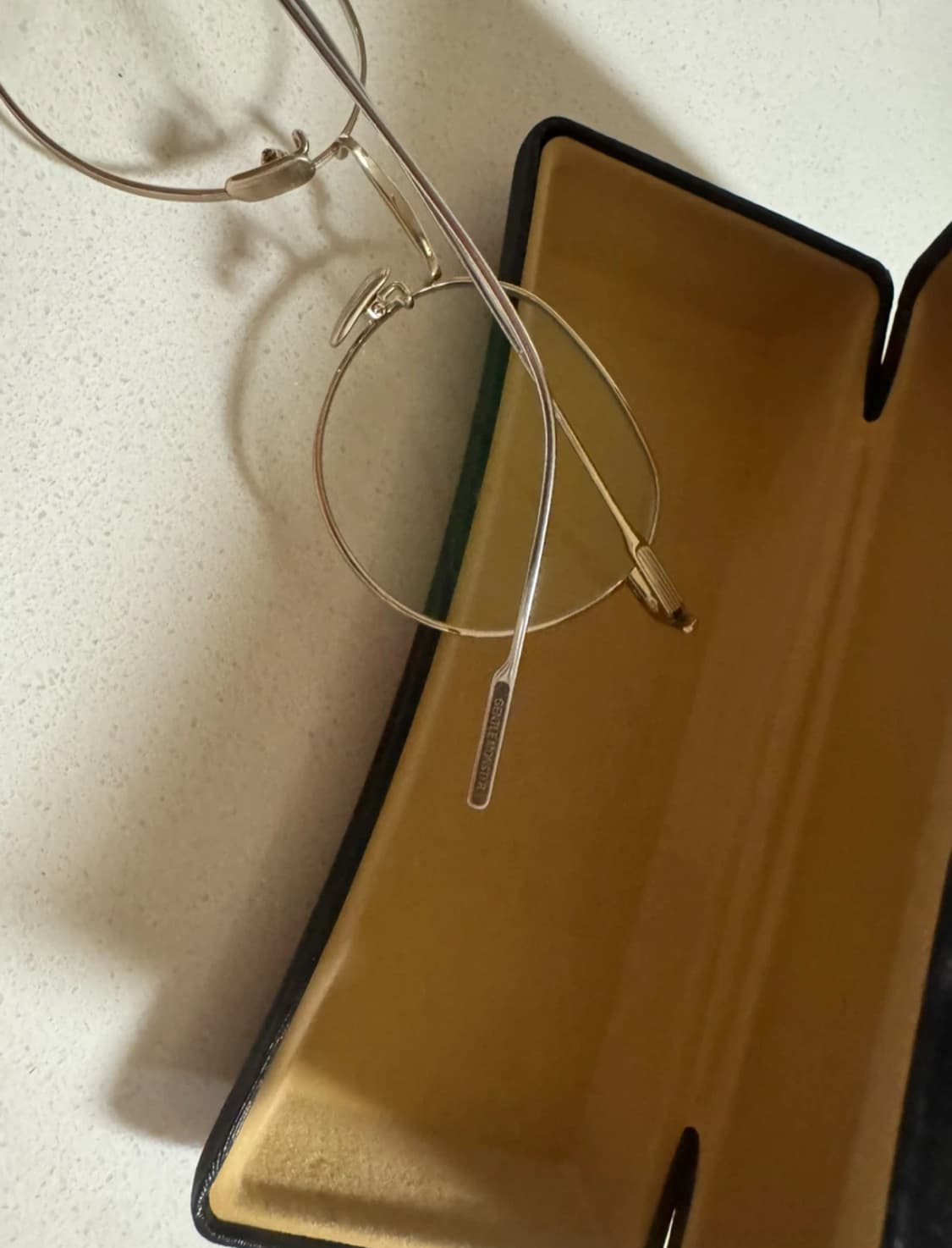 젠틀몬스터 요나 02 상품이미지4