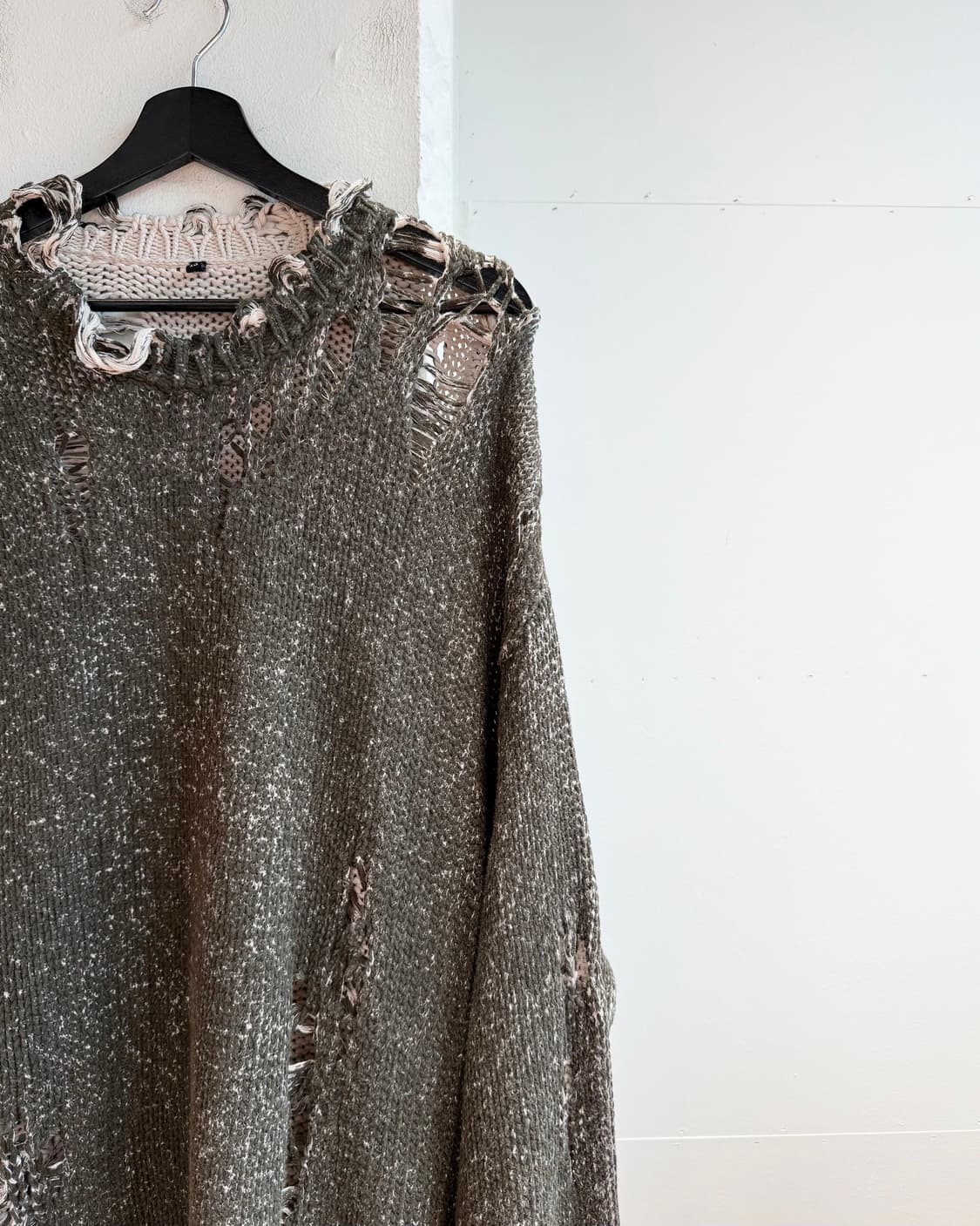 r13 카키 디스트레스드 오버사이즈 니트 상품이미지5