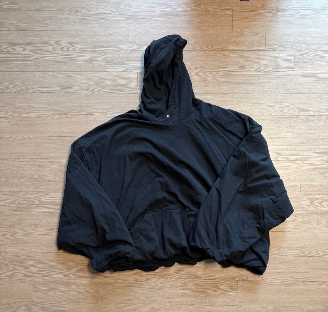 이지갭 발렌시아가 로고 후드티 블랙 상품이미지1