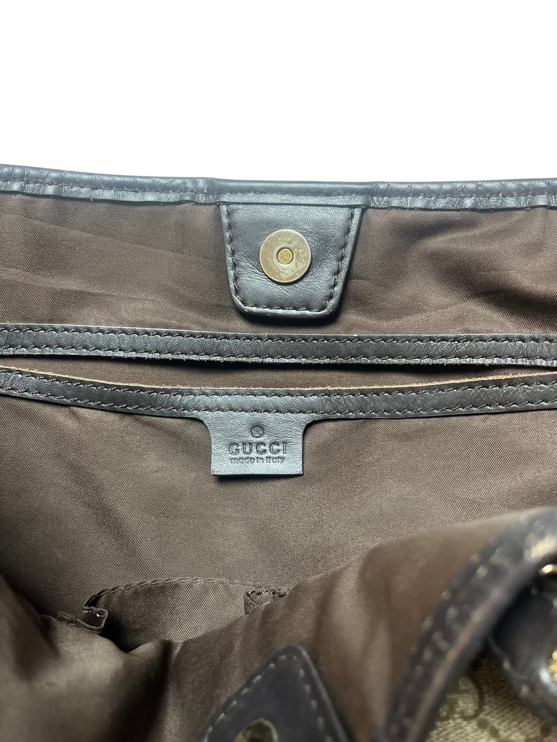 구찌 GG 수프림 캔버스 토트백 상품이미지4