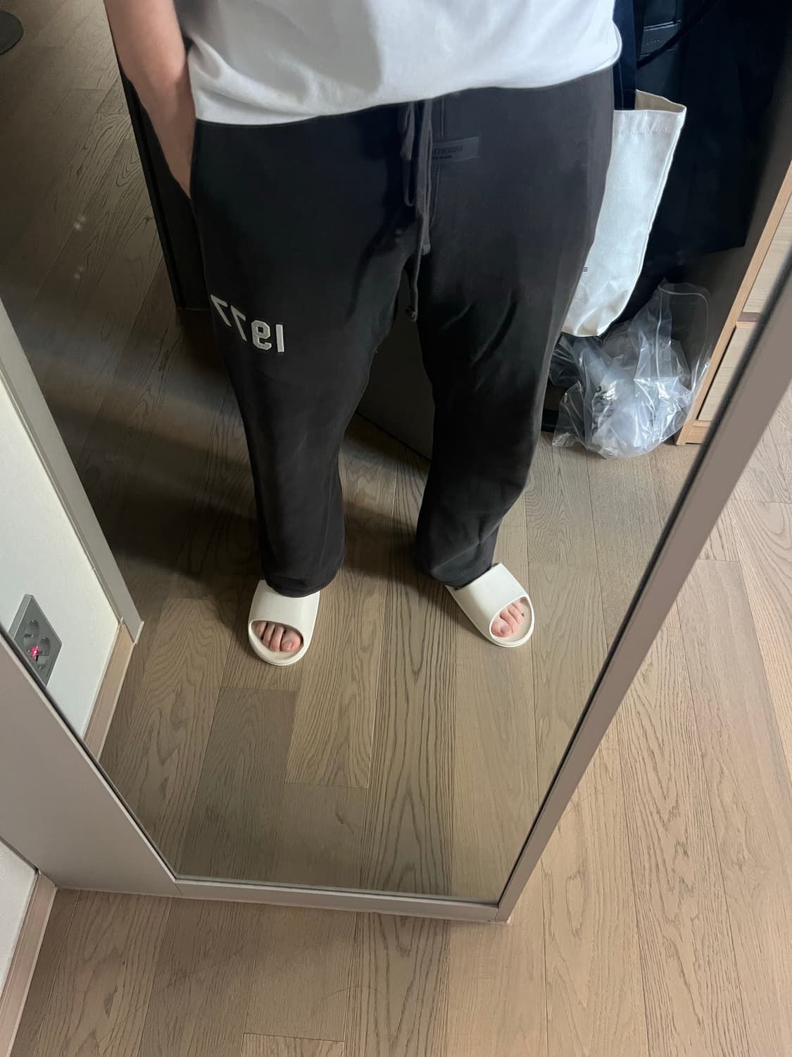 피오갓 에센셜 1977 아이언 스웨트팬츠(xs) 상품이미지3