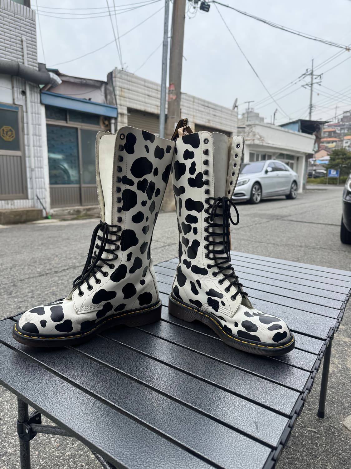 닥터마틴 cow pattern Customization 상품이미지1