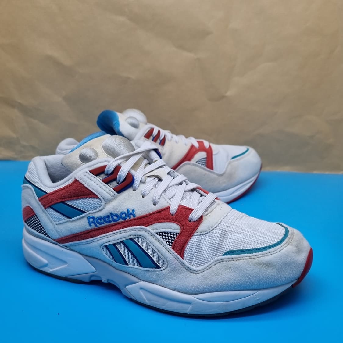 리복 펌프 그래프라이트 운동화270 상품이미지1